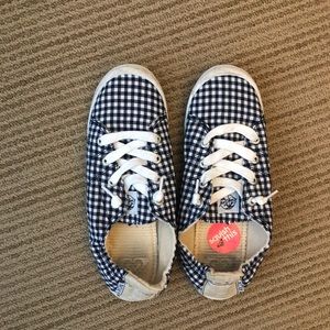 Roxy plaid shoes